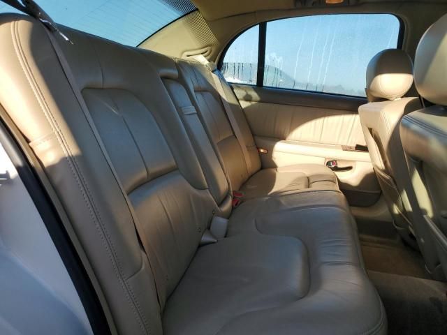 2004 Buick Park Avenue