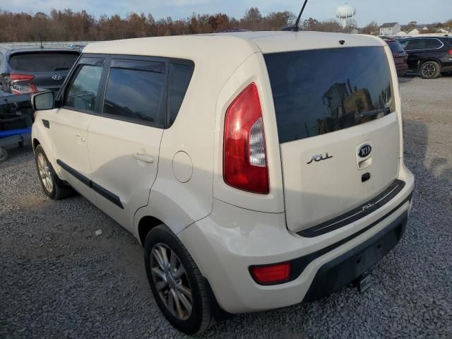 2013 KIA Soul +