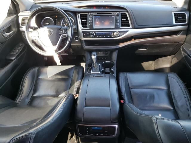 2018 Toyota Highlander SE