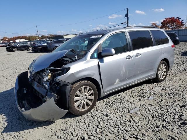 2011 Toyota Sienna XLE