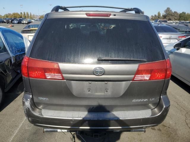 2005 Toyota Sienna CE