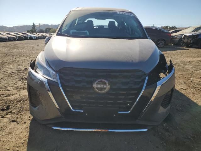 2024 Nissan Kicks S