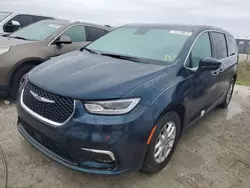 Carros salvage a la venta en subasta: 2023 Chrysler Pacifica Touring L