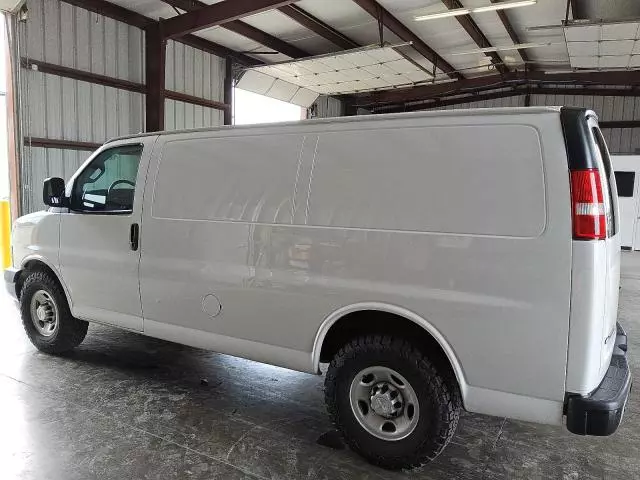 2019 Chevrolet Express G2500