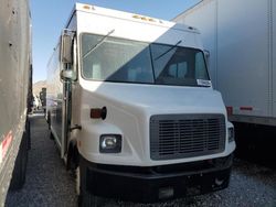 Salvage trucks for sale at North Las Vegas, NV auction: 2005 Freightliner Chassis M Line WALK-IN Van