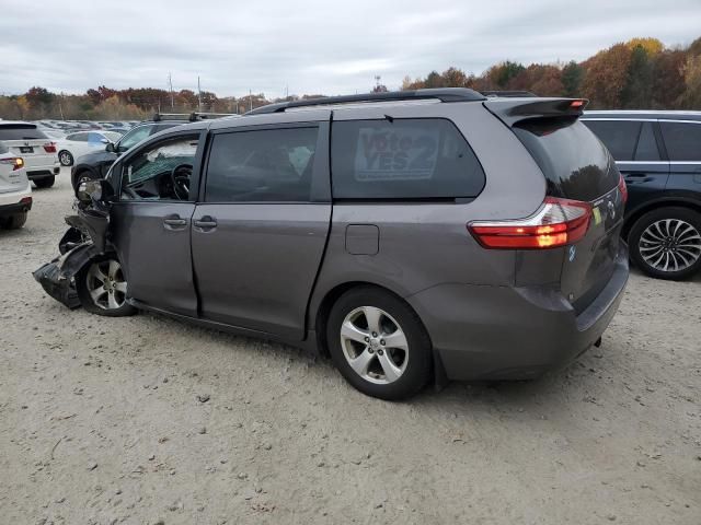 2015 Toyota Sienna LE