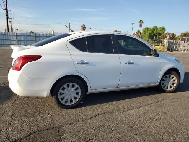 2013 Nissan Versa S