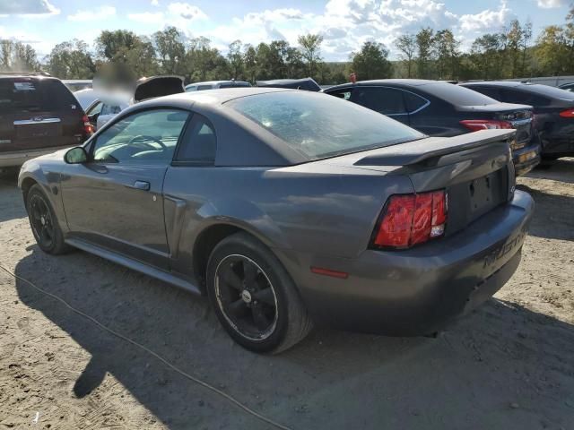 2004 Ford Mustang