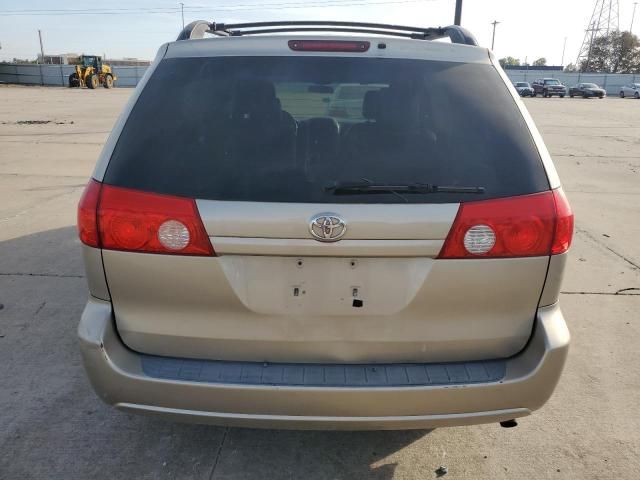 2008 Toyota Sienna CE