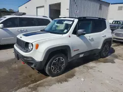 Carros salvage para piezas a la venta en subasta: 2016 Jeep Renegade Trailhawk