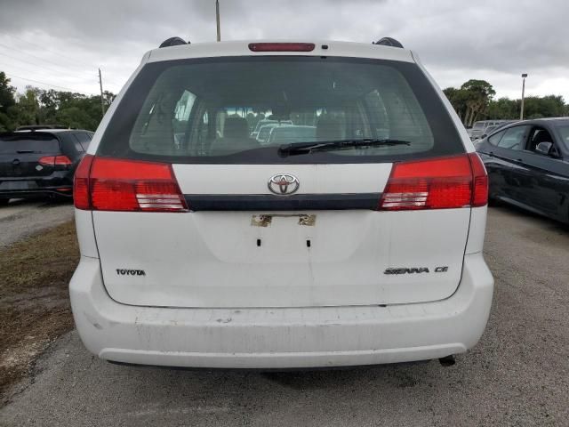 2005 Toyota Sienna CE