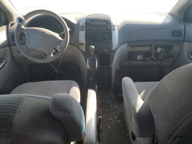 2006 Toyota Sienna CE