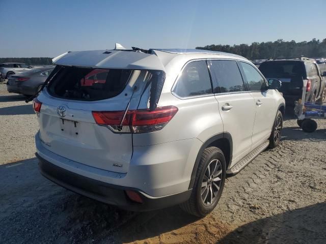 2018 Toyota Highlander SE