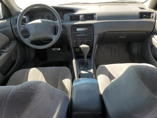 2001 Toyota Camry CE