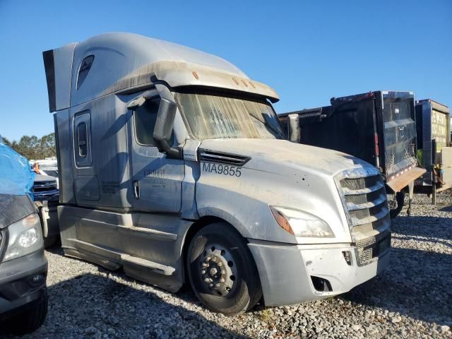 2021 Freightliner Cascadia 126