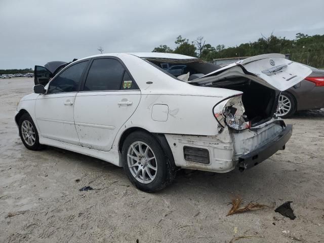 2004 Toyota Camry LE