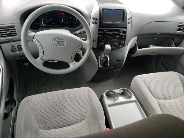 2006 Toyota Sienna CE