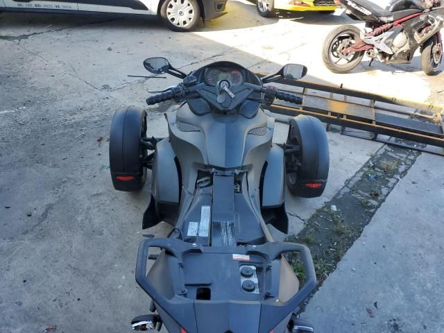 2011 Can-Am Spyder Roadster RS