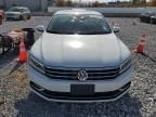 2017 Volkswagen Passat SEL Premium