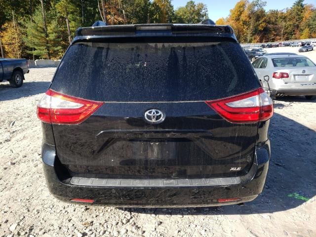 2015 Toyota Sienna XLE