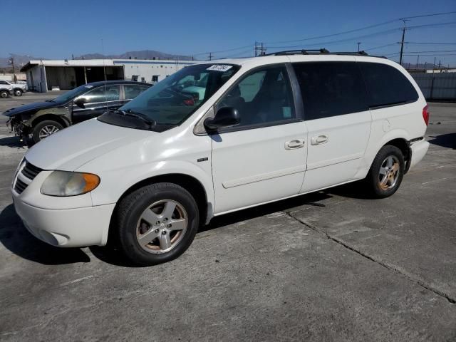 2005 Dodge Grand Caravan SXT