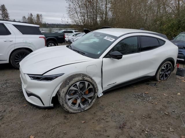 2024 Ford Mustang MACH-E Select