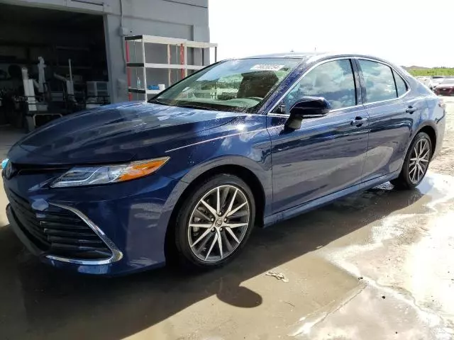 2024 Toyota Camry XLE