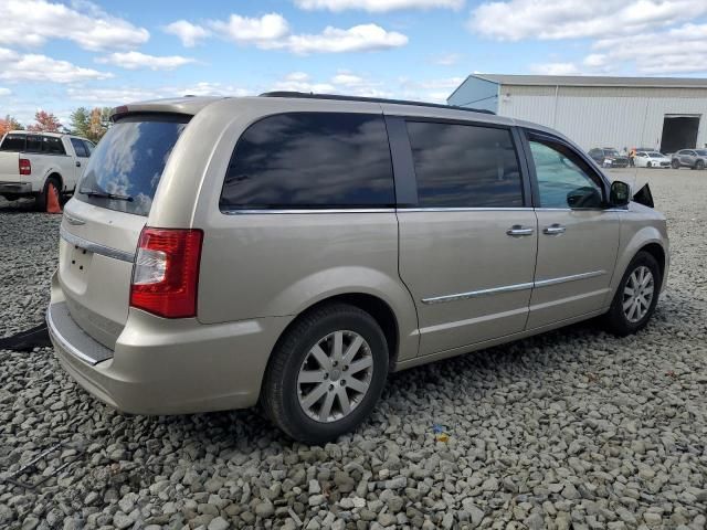 2016 Chrysler Town & Country Touring