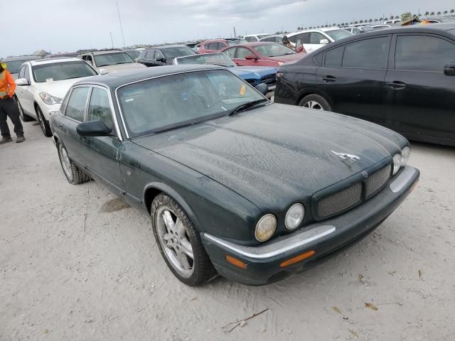 1998 Jaguar XJR