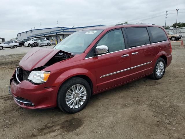 2015 Chrysler Town & Country Limited Platinum