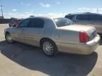 2004 Lincoln Town Car Executive