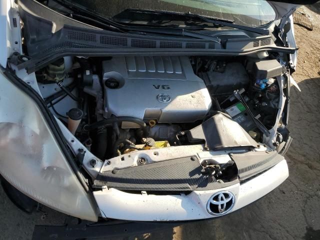 2008 Toyota Sienna XLE