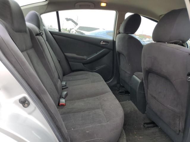 2011 Nissan Altima Base