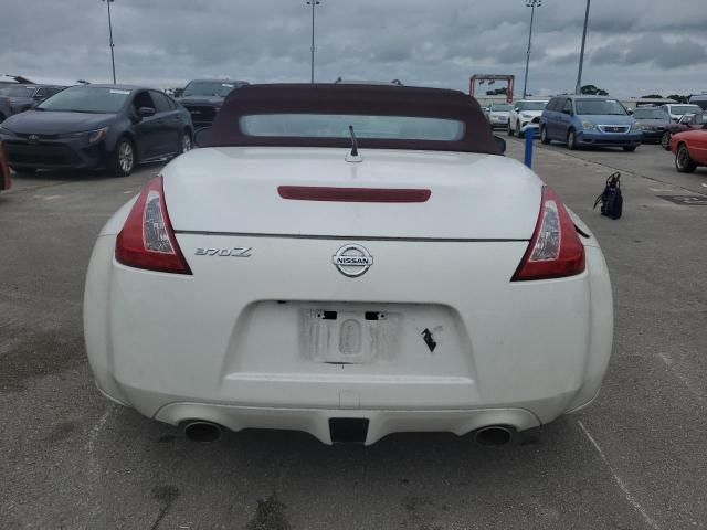 2012 Nissan 370Z Base