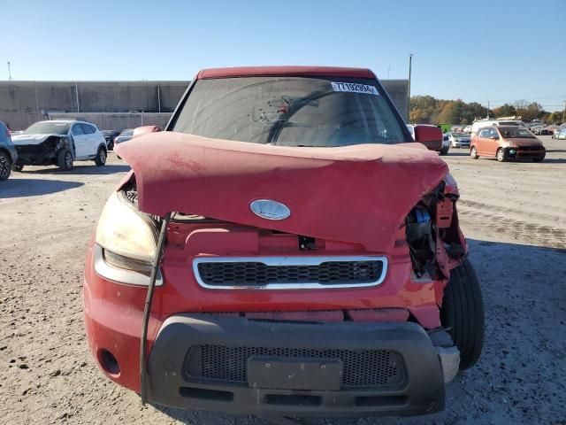 2010 KIA Soul +