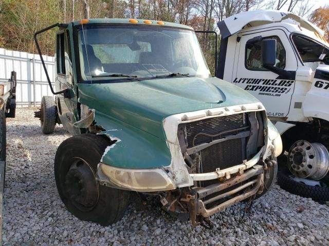 2003 International 4000 4300