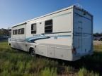 2003 Workhorse Custom Chassis Motorhome Chassis W22