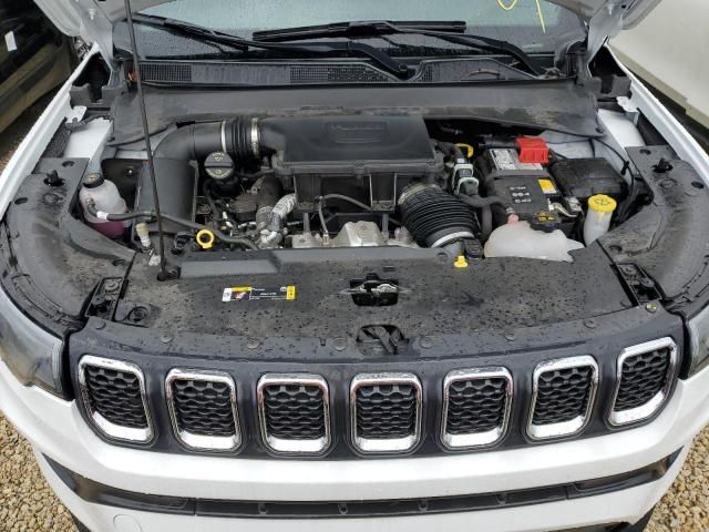 2023 Jeep Compass Latitude LUX