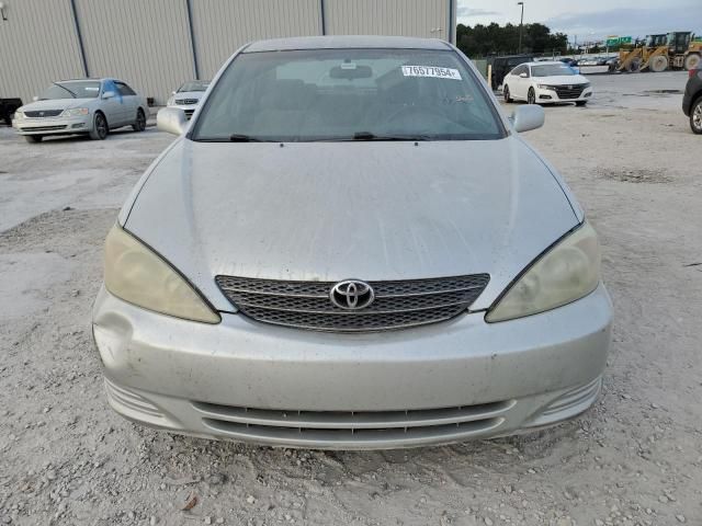 2004 Toyota Camry LE