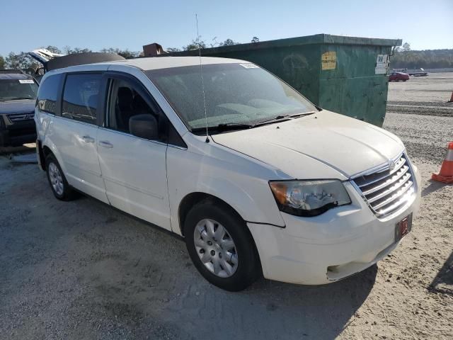 2009 Chrysler Town & Country LX