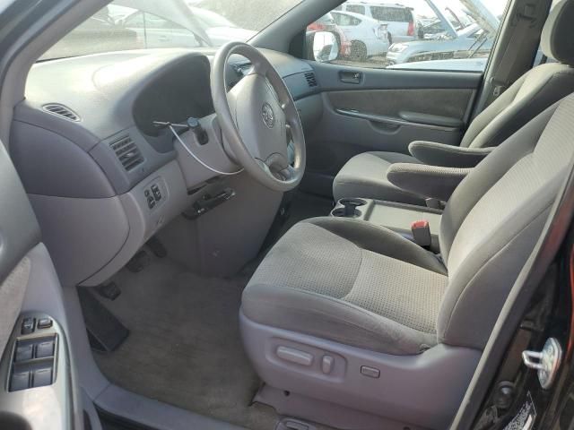 2010 Toyota Sienna CE