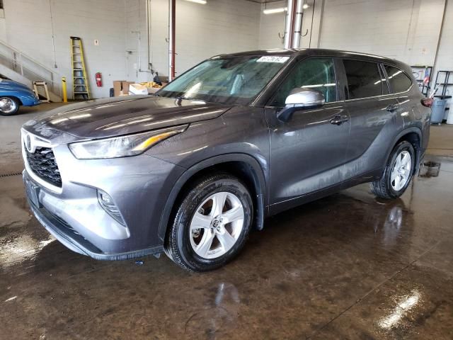 2024 Toyota Highlander LE