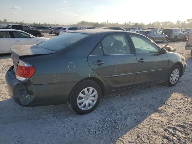 2005 Toyota Camry LE