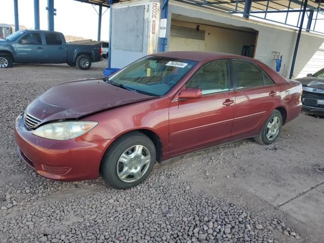 2005 Toyota Camry LE