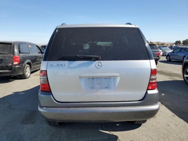 1999 Mercedes-Benz ML 320