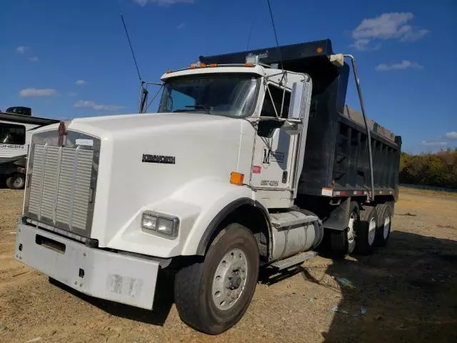 2020 Kenworth Construction T800