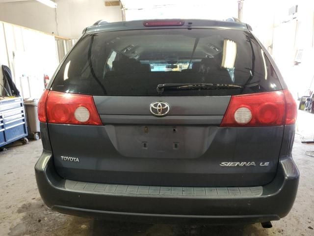 2009 Toyota Sienna CE