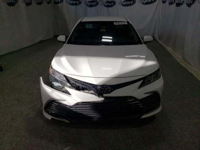 2021 Toyota Camry LE