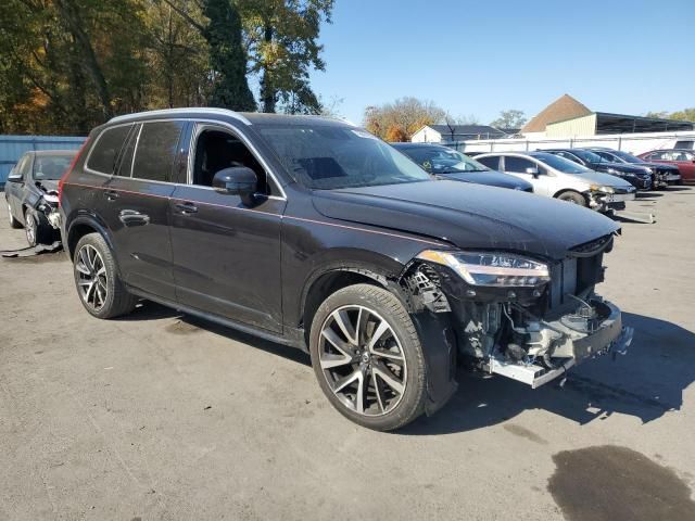 2021 Volvo XC90 T6 Momentum