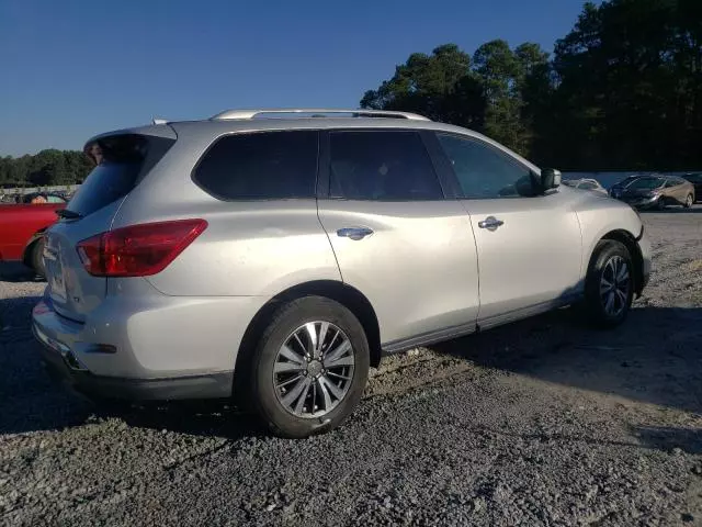 2019 Nissan Pathfinder S